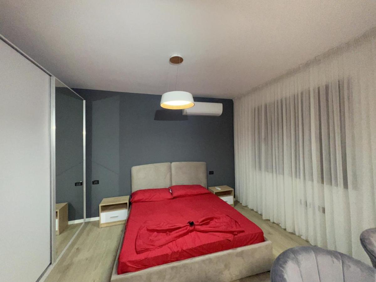 Amion Apartment In Center Of Tirana Buitenkant foto