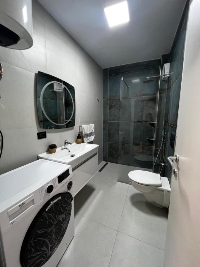Amion Apartment In Center Of Tirana Buitenkant foto