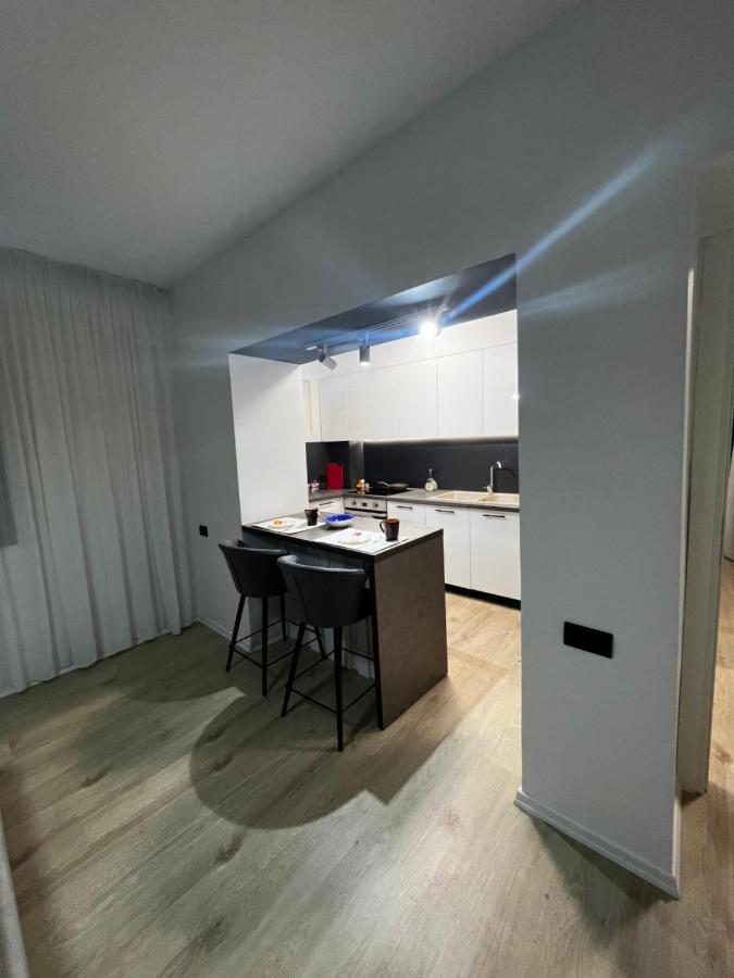 Amion Apartment In Center Of Tirana Buitenkant foto