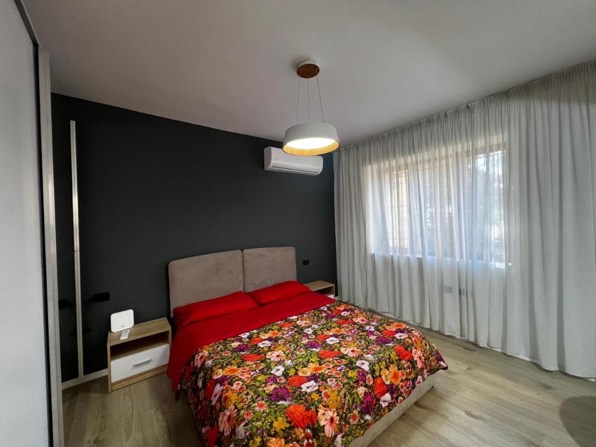Amion Apartment In Center Of Tirana Buitenkant foto